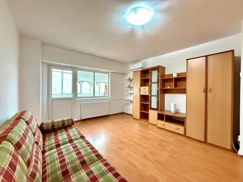 Vitan Mall, Mihai Bravu Metrou | Garsoniera spatioasa